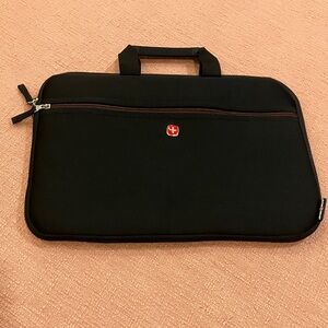 Swiss neoprene Laptop Case with Top Handles and Front Zip